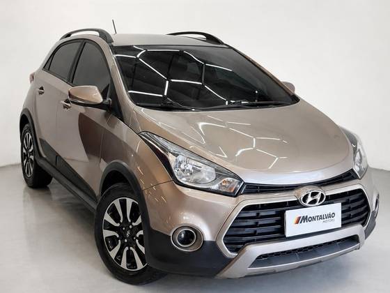 HYUNDAI HB20X 1.6 16V STYLE FLEX 4P MANUAL HYUNDAI HB20X 1.6 16V STYLE FLEX 4P MANUAL